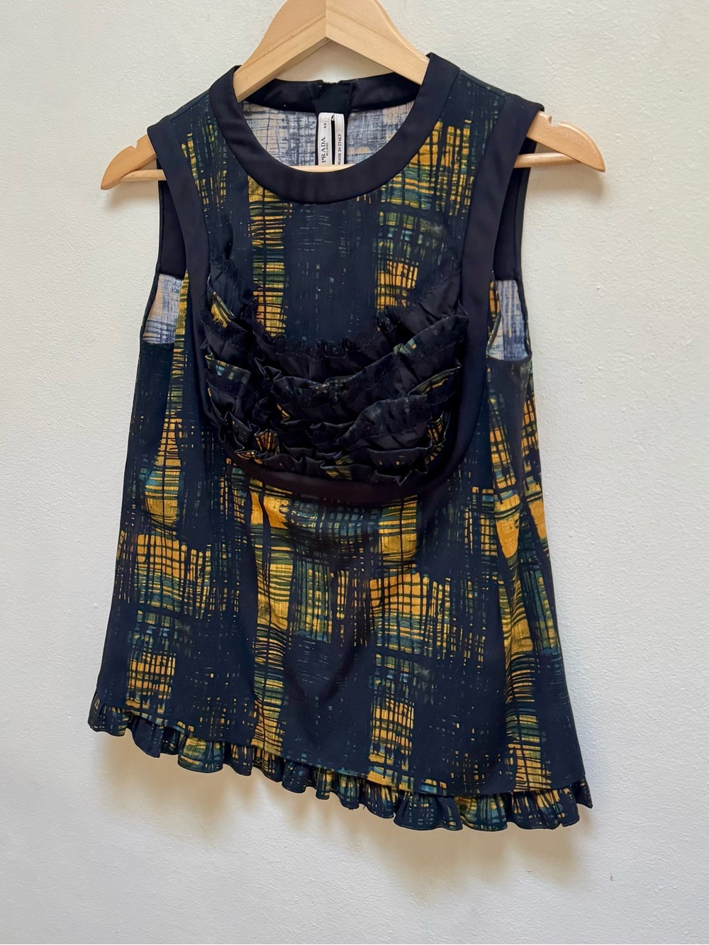 Prada F/W10 Runway Abstract Grid Sleeveless Top - Picture 5 of 12